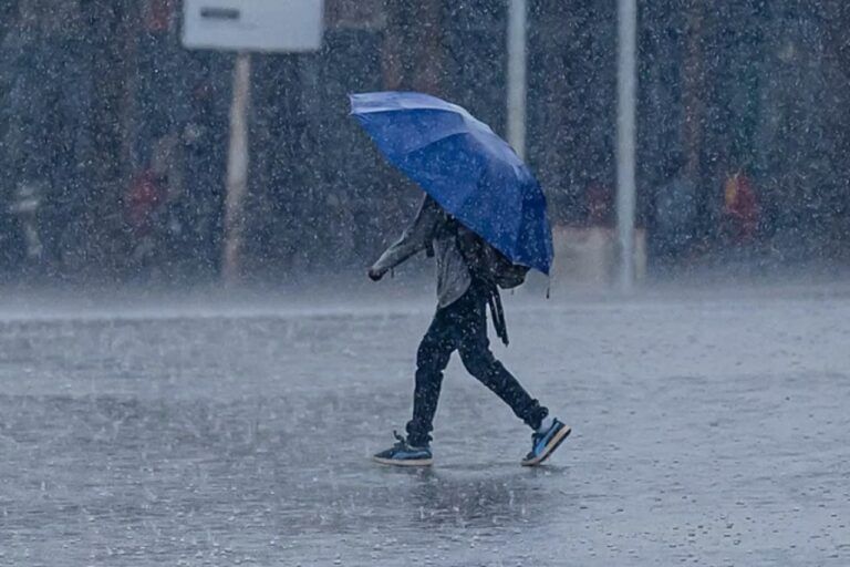 Fuertes lluvias y posibles torbellinos en México esta semana