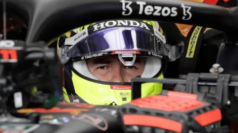 Checo Pérez Arriesgando Todo Por La Victoria En México