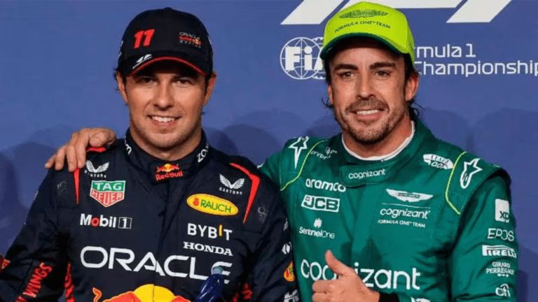 Fernando Alonso, galardonado con el premio a la ‘Maniobra del Año’, comparte el reconocimiento con Checo Pérez