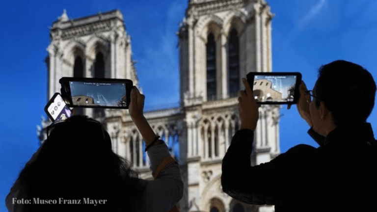 Experiencia Inmersiva: Notre Dame en México