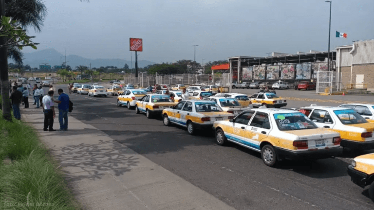 Protestas en Veracruz por Operativos de Seguridad: Cierres de Carreteras y Avenidas