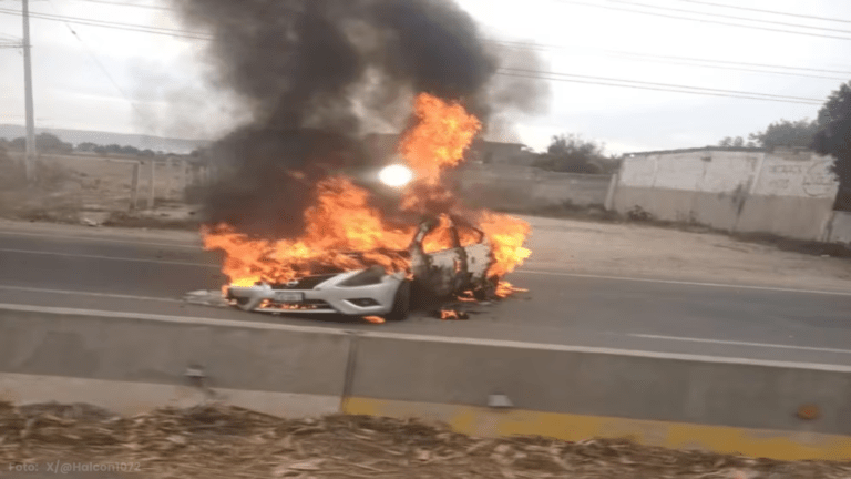 Violencia y Bloqueos en la Carretera Celaya-Juventino Rosas en Guanajuato Dejan un Bombero Muerto