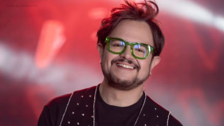 Aleks Syntek desecha álbum de Karol G y elogia trabajo de Shakira en programa de radio