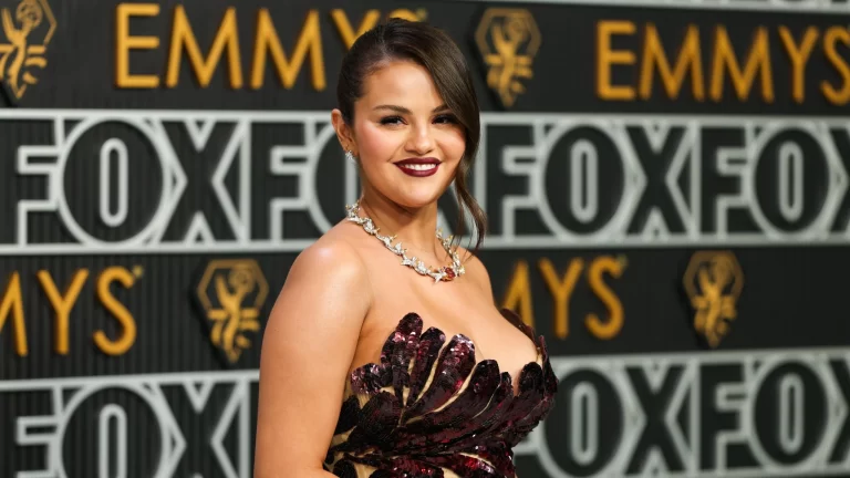 Selena Gomez en la Carrera por el Emmy: Una Nominación que Celebra su Evolución