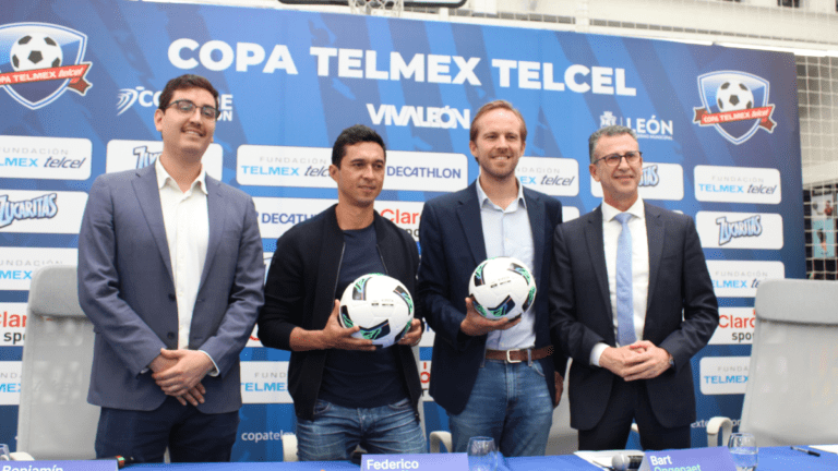 La copa Telmex Telcel esta muy cerca y así fue la presentación del balón oficial del torneo