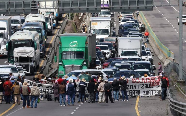 Protestas en Ocoyoacac complican circulación en la México-Toluca