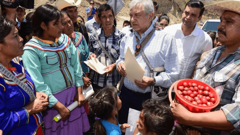 AMLO: Reforma Electoral Puede Corregir “Simulación” en Candidaturas Indígenas