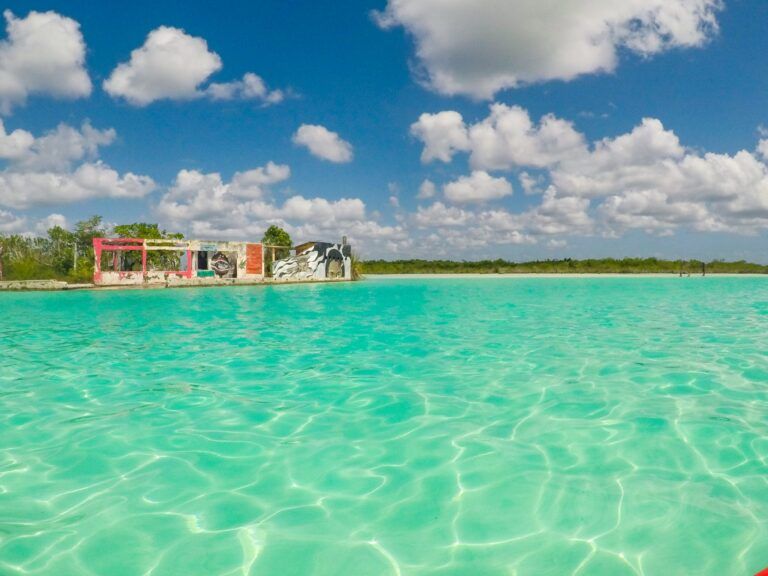 Bacalar, Quintana Roo: El Esplendor del Caribe Mexicano