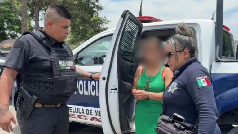 Rescatan a menor de 4 años en Ecatepec tras ser agredido por su madre