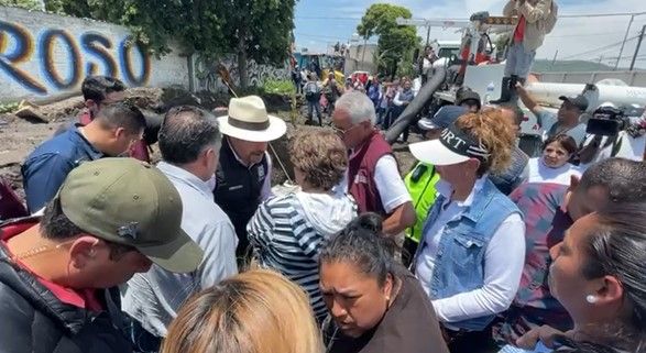 Delfina Gómez Inspecciona las Áreas Afectadas por las Inundaciones en Chalco