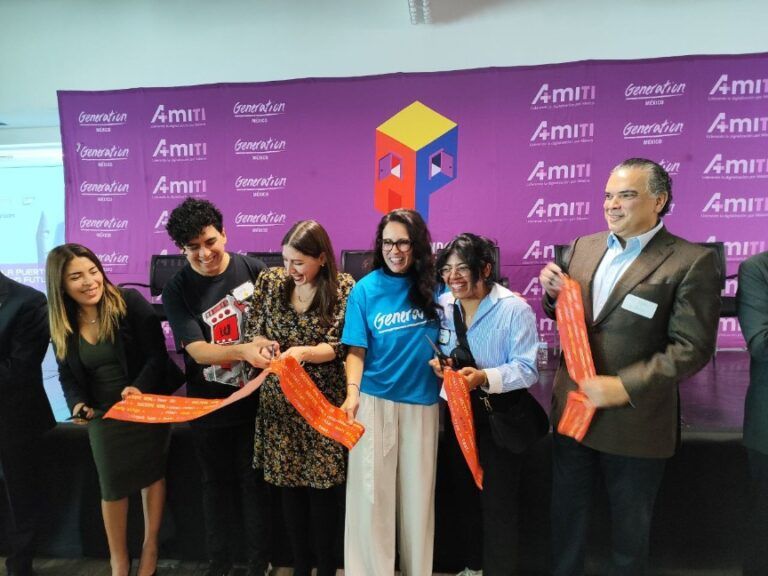 Amiti Lanza el Programa “Abriendo Puertas” para Capacitar a Jóvenes en Tecnologías de la Información