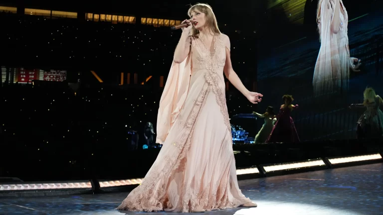 “August” de Taylor Swift: El Significado y su Impacto en los Fans