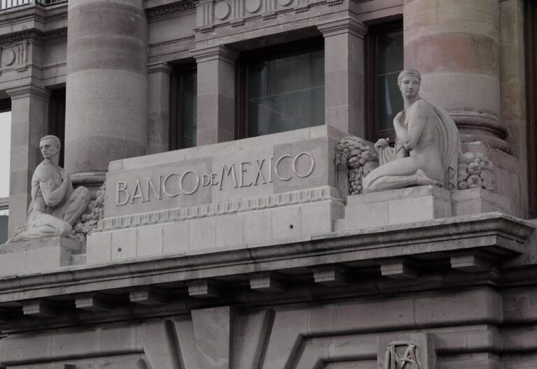 Banxico reduce tasa de interés en respuesta a menor inflación 