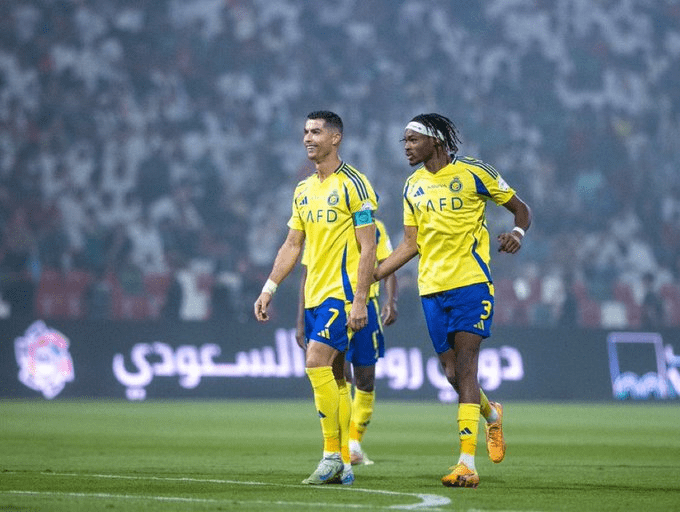 CR7 anota su gol 902 y lidera la victoria del Al Nassr