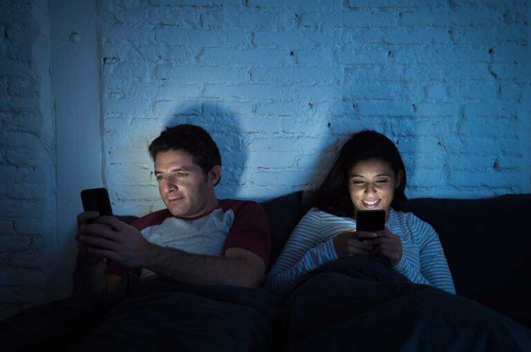 El Impacto de las Redes Sociales en la Vida de Pareja