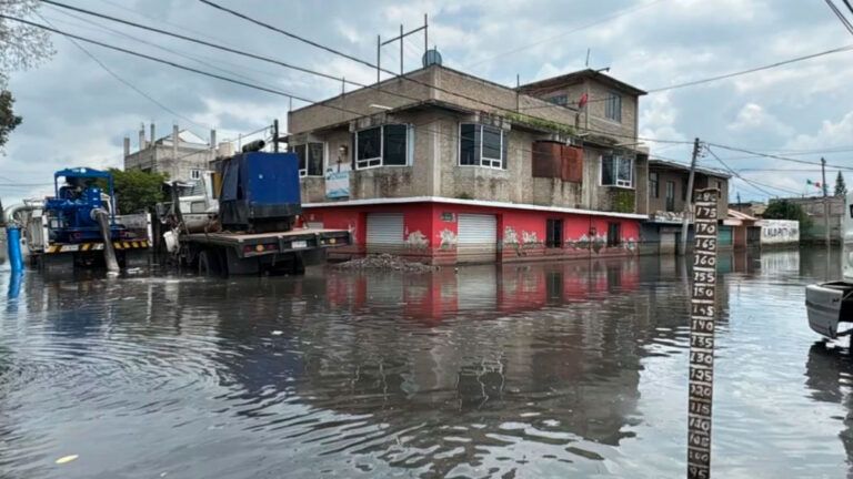 Emergencia en Tejupilco: Desbordamiento del Río Rincón de López y Consecuencias Trágicas