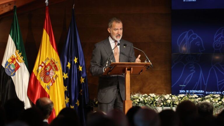 Apela el rey de España a la “unidad” sobre la “discrepancias”