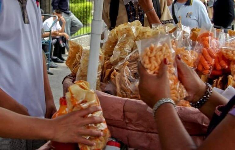 México lanza el programa ‘Vida Saludable’ para prohibir la comida chatarra en las escuelas