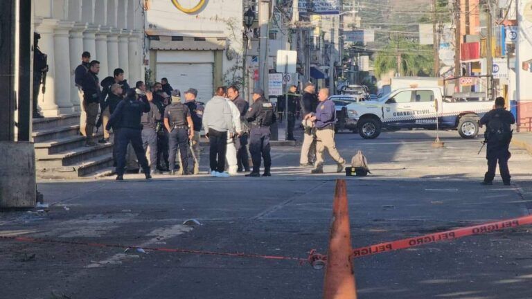 Atacan alcaldías de Zinapécuaro y Queréndaro; muere un policía