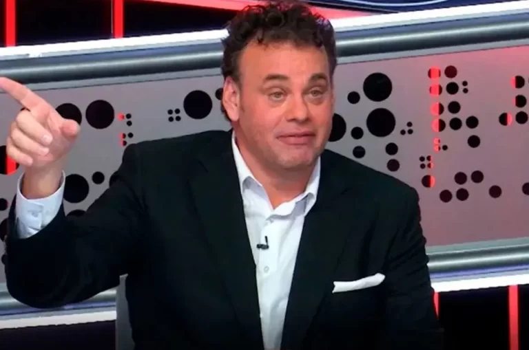 Faitelson sorprende en el Cuauhtémoc: La afición del América lo recibe con entusiasmo