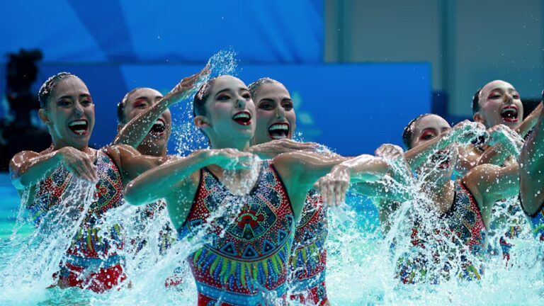 La natación mexicana brilla en 2024 y promete más para 2025