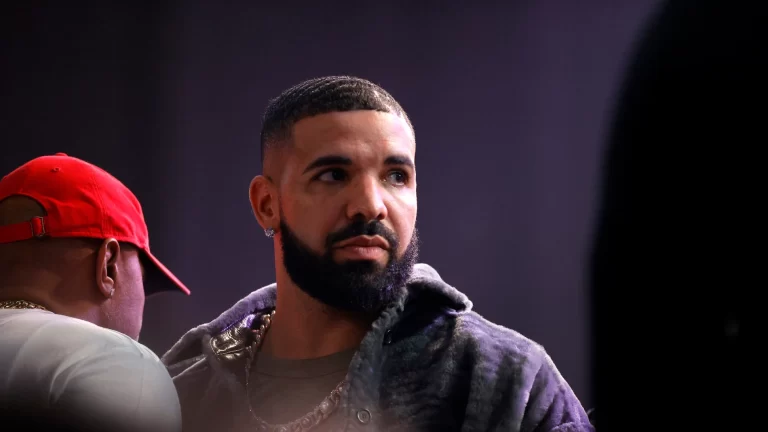 Drake acusa a Universal Music de difamación por canción de Kendrick Lamar que lo señala como pedófilo