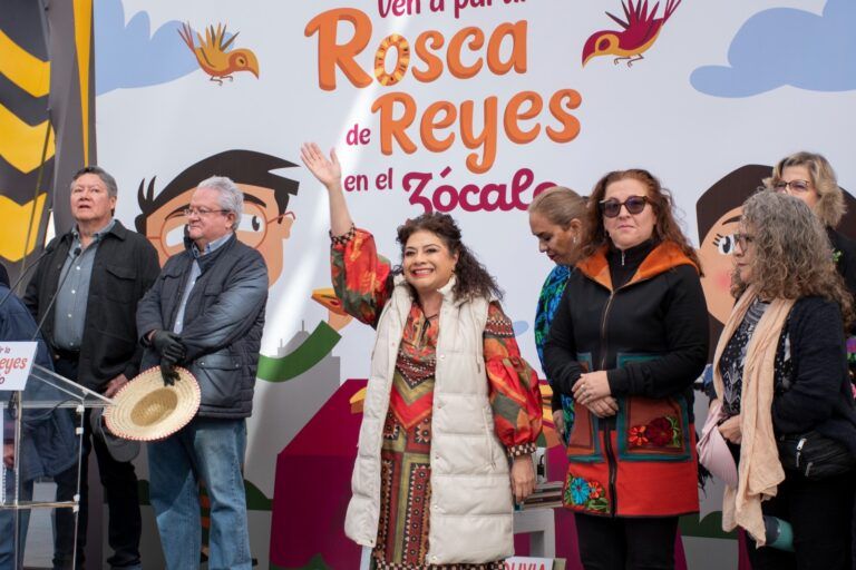 Con mega rosca inicia gobierno CDMX festejo de Día de Reyes