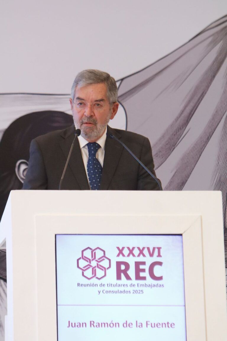 Convoca Canciller De la Fuente a trabajar con unidad en la defensa de nuestros principios y los derechos de los connacionales