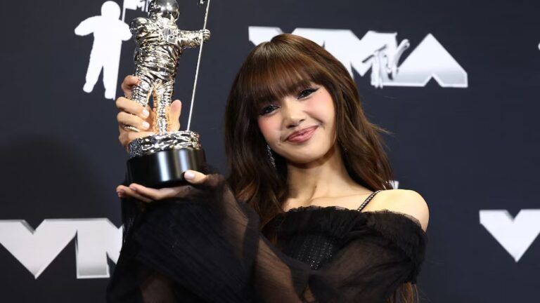 Lisa domina el K-pop en iTunes México y reafirma su impacto global