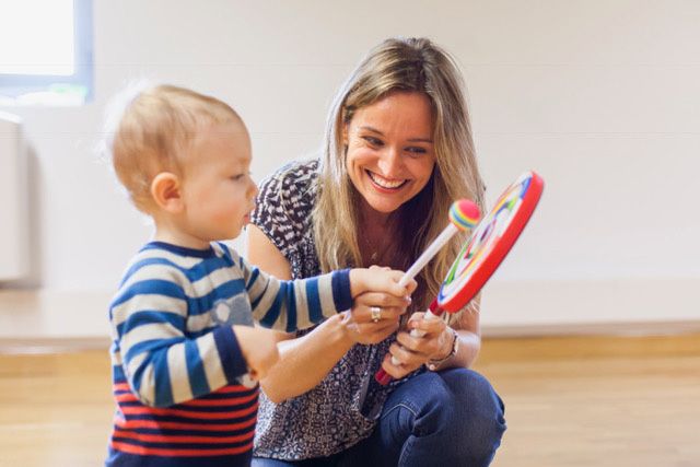 Desarrolla la inteligencia emocional en tus hijos: Estrategias científicas para una crianza efectiva