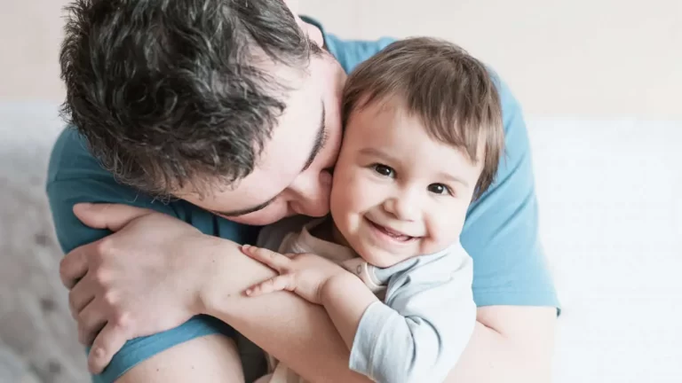Cómo Lograr un Equilibrio entre el Amor y la Disciplina en la Crianza