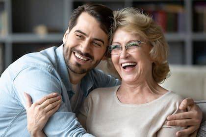 De hijo a cuidador: El reto de cuidar a nuestros padres cuando los roles cambian