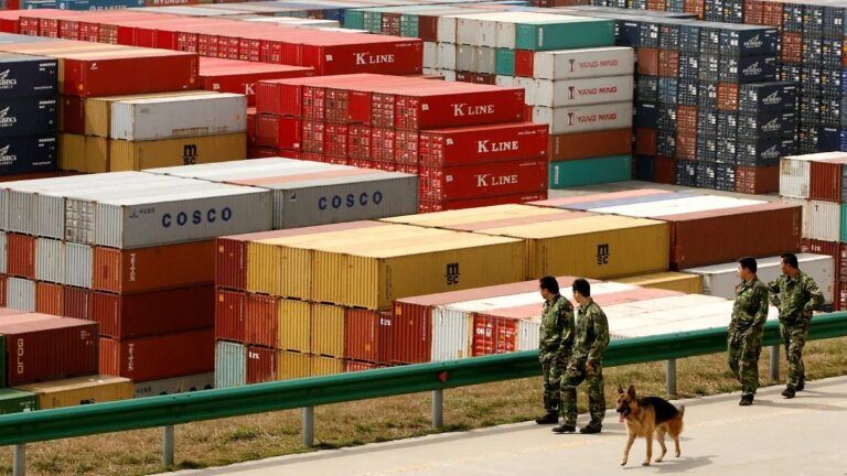 Advierte China que “peleará hasta el final”; acusa al gobierno de Trump de extorsión