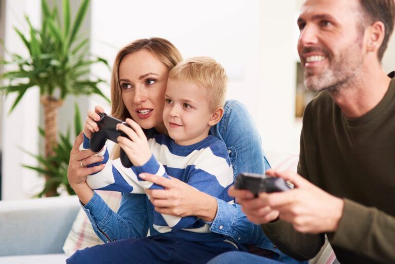 Diversión en Familia: Apps y Videojuegos que Unen a Padres e Hijos