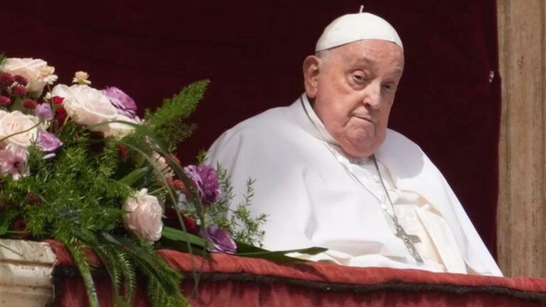 Murió el Papa Francisco; encabezo la bendición Urbi et Orbi.el Domingo de Pascua