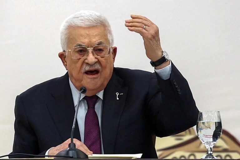 Abás exige a Hamás liberar a los rehenes, cesar el fuego y entregar el control de Gaza