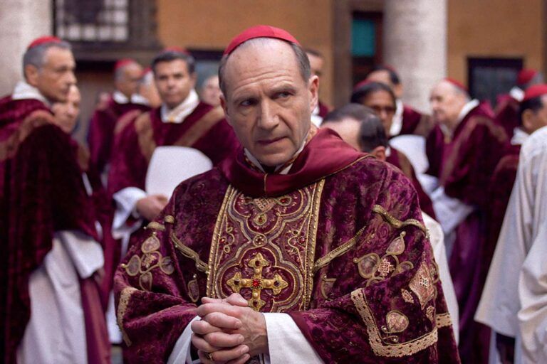 «Cónclave»: una poderosa reflexión sobre la fe, el poder y la sucesión papal en tiempos de incertidumbre