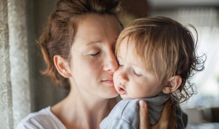 ¿Cuidar o controlar? La delgada línea entre proteger y sobreproteger