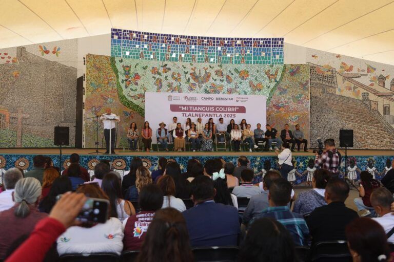 Llega a Tlalnepantla “Mi Tianguis Colibrí”; se promueven más de 600 productores mexiquenses
