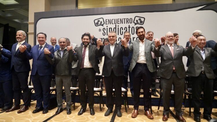 Empresarios y sindicatos crean el Consejo Nacional Social, Económico y Ambiental