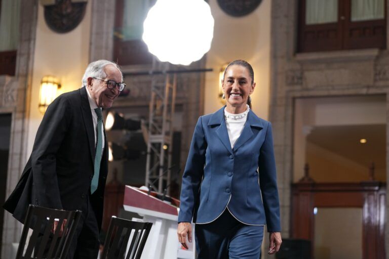 Revela Sheinbaum que la CNTE no acudió a una reunión