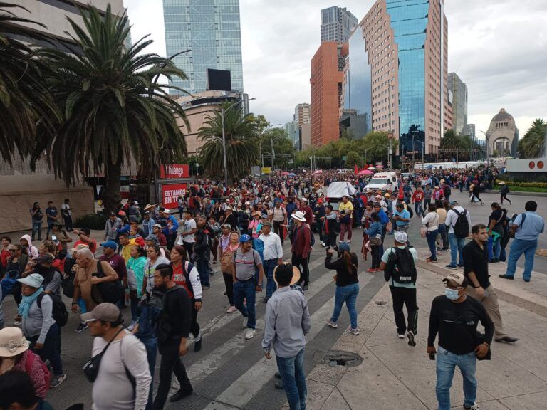 Sin acuerdos concluye reunión de la CNTE con gobierno federal