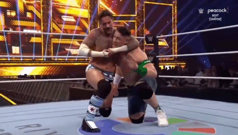 John Cena retiene el Campeonato Indiscutido contra CM Punk