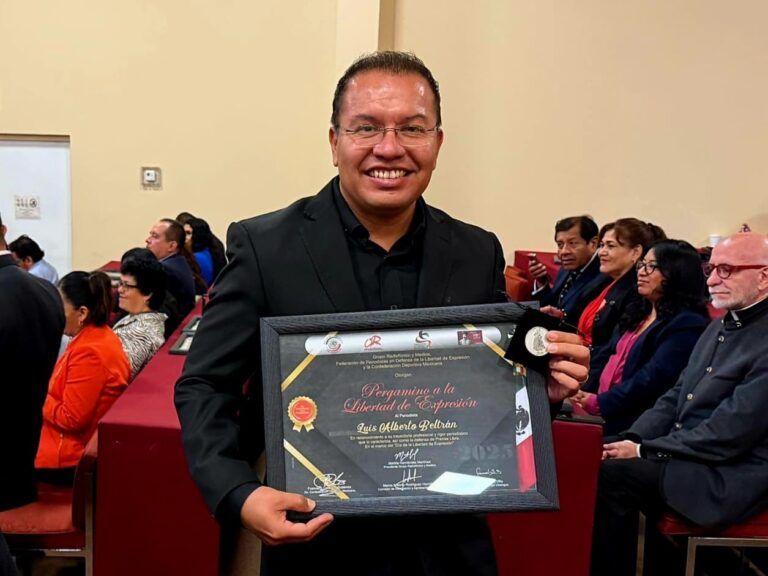 Reconocen el trabajo y trayectoria del periodista Luis Alberto Beltrán