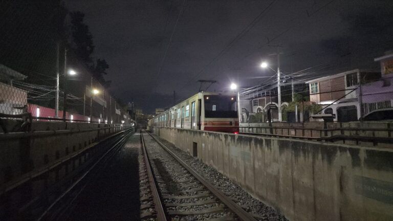 LA LINEA A RESTABLECE SERVICIO EN SU TOTALIDAD