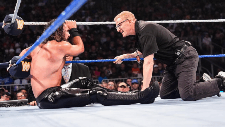 Seth Rollins sufre preocupante lesión