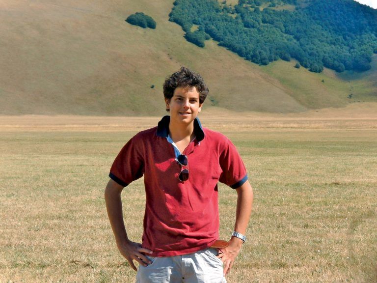 Carlo Acutis: El Primer Santo Millennial