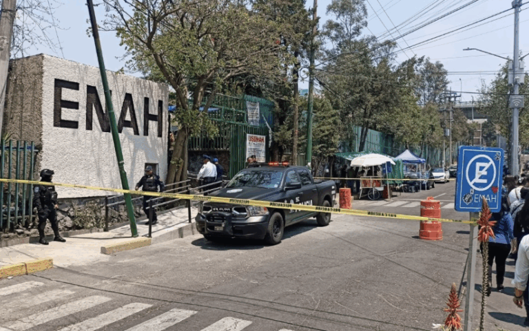 🚨 Suspenden clases en la ENAH por amenaza de bomba: desalojan el plantel en Tlalpan